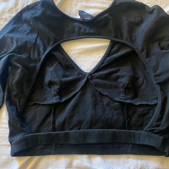 Nasty Gal crop top with cut out back. - Picture 2 of 3
